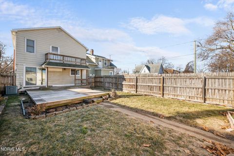 Tiny photo for 1703 Nevada Street, Toledo, OH 43605 (MLS # 10004668)