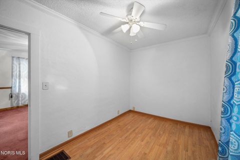 Tiny photo for 1703 Nevada Street, Toledo, OH 43605 (MLS # 10004668)