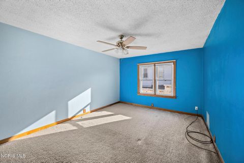 Tiny photo for 1703 Nevada Street, Toledo, OH 43605 (MLS # 10004668)