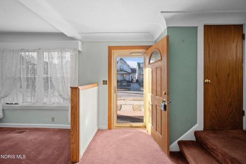 Tiny photo for 1703 Nevada Street, Toledo, OH 43605 (MLS # 10004668)