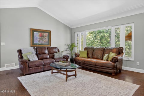Tiny photo for 3700 W Bancroft Street, Ottawa Hills, OH 43606 (MLS # 10012426)