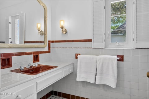 Tiny photo for 3700 W Bancroft Street, Ottawa Hills, OH 43606 (MLS # 10012426)
