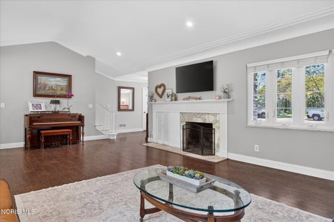 Tiny photo for 3700 W Bancroft Street, Ottawa Hills, OH 43606 (MLS # 10012426)