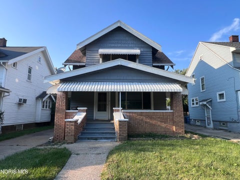 Tiny photo for 547 E Streicher Street, Toledo, OH 43608 (MLS # 10012926)