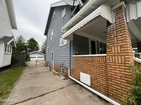 Tiny photo for 547 E Streicher Street, Toledo, OH 43608 (MLS # 10012926)