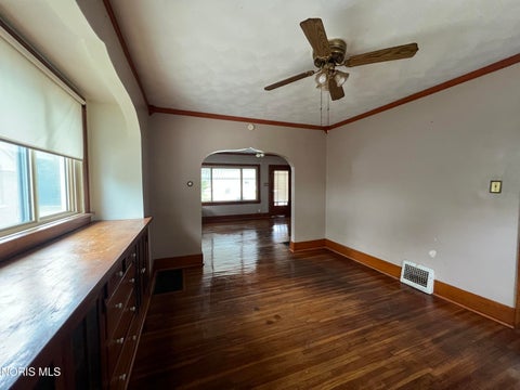 Tiny photo for 547 E Streicher Street, Toledo, OH 43608 (MLS # 10012926)