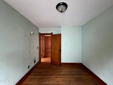 Tiny photo for 547 E Streicher Street, Toledo, OH 43608 (MLS # 10012926)