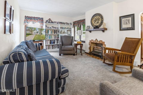 Tiny photo for 1430 Schuyler Road, Toledo, OH 43612 (MLS # 10010648)