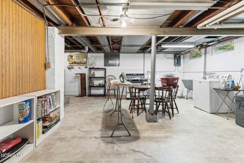 Tiny photo for 1430 Schuyler Road, Toledo, OH 43612 (MLS # 10010648)