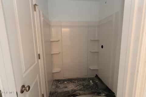 Tiny photo for 924 Creekside Lane, Bowling Green, OH 43402 (MLS # 10012452)