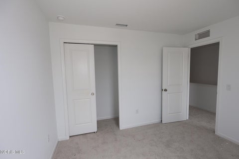 Tiny photo for 924 Creekside Lane, Bowling Green, OH 43402 (MLS # 10012452)