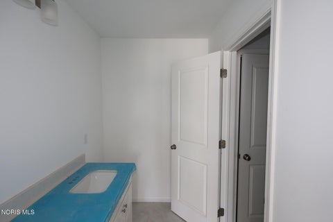 Tiny photo for 924 Creekside Lane, Bowling Green, OH 43402 (MLS # 10012452)