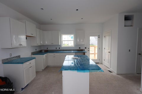 Tiny photo for 924 Creekside Lane, Bowling Green, OH 43402 (MLS # 10012452)