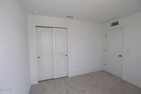 Tiny photo for 924 Creekside Lane, Bowling Green, OH 43402 (MLS # 10012452)
