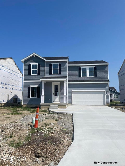 Homes For Sale - 924 Creekside Lane<br/> Bowling Green, OH 43402