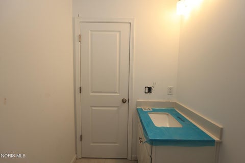 Tiny photo for 924 Creekside Lane, Bowling Green, OH 43402 (MLS # 10012452)