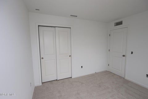 Tiny photo for 924 Creekside Lane, Bowling Green, OH 43402 (MLS # 10012452)