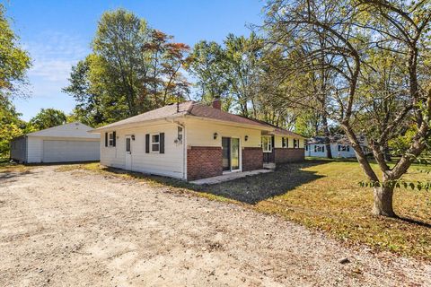 Tiny photo for 6855 Wharton Road, Holland, OH 43528 (MLS # 10000088)