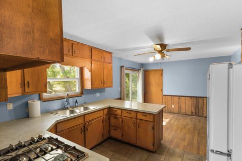Tiny photo for 6855 Wharton Road, Holland, OH 43528 (MLS # 10000088)