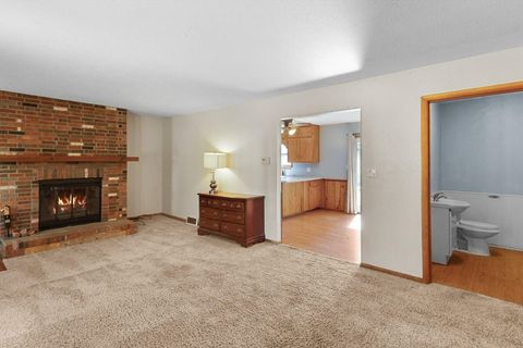 Tiny photo for 6855 Wharton Road, Holland, OH 43528 (MLS # 10000088)