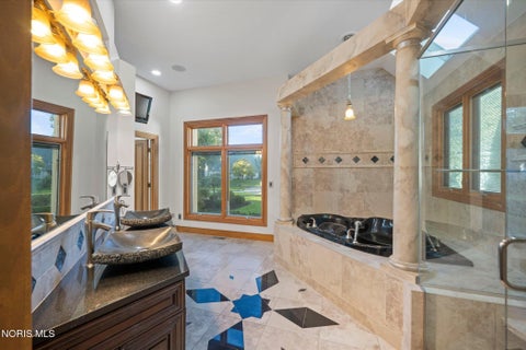 Tiny photo for 7303 Copperwood Lane, Sylvania, OH 43560 (MLS # 10014255)