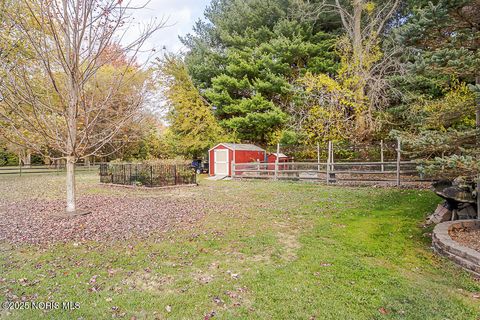 Tiny photo for 14060 Harrison Road, Grand Rapids, OH 43522 (MLS # 10001810)