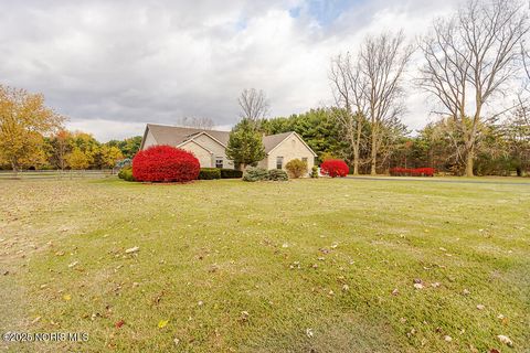 Tiny photo for 14060 Harrison Road, Grand Rapids, OH 43522 (MLS # 10001810)