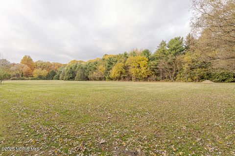 Tiny photo for 14060 Harrison Road, Grand Rapids, OH 43522 (MLS # 10001810)