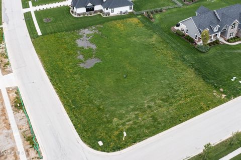 Photo of 3748 Turtle Creek Drive, Perrysburg, OH 43551 (MLS # 10006583)