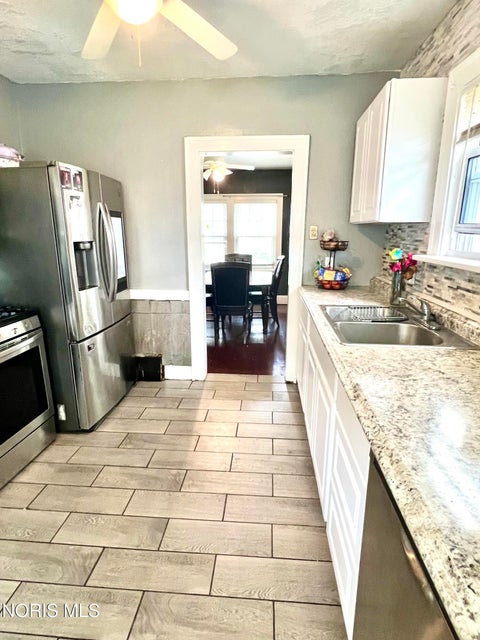 Tiny photo for 514 Brighton Avenue, Toledo, OH 43609 (MLS # 10013561)