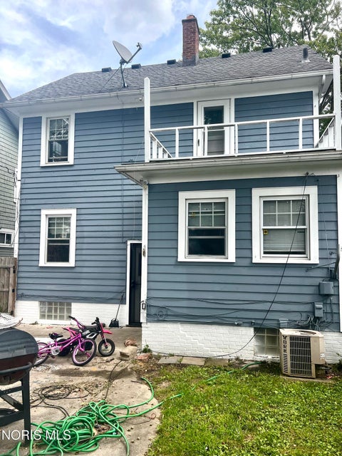 Tiny photo for 514 Brighton Avenue, Toledo, OH 43609 (MLS # 10013561)