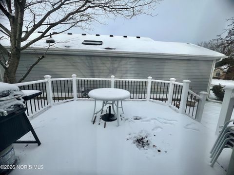 Tiny photo for 2347 Mckivett Drive, Toledo, OH 43615 (MLS # 10002904)