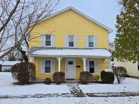 Photo of 330 Liberty Street, Bowling Green, OH 43402 (MLS # 10001958)