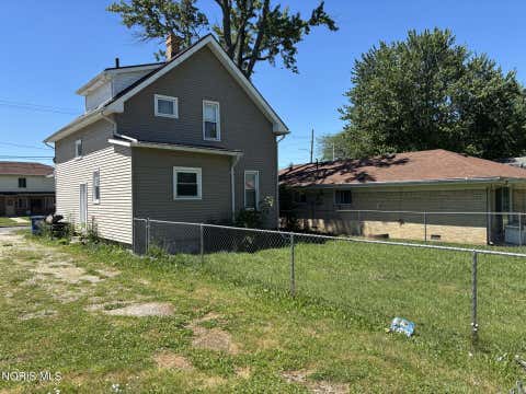 Tiny photo for 2329 Seaman Street, Toledo, OH 43605 (MLS # 10009082)