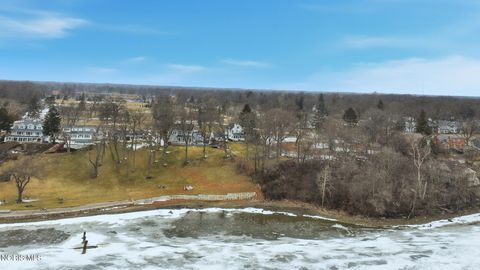 Tiny photo for 3605 River Road, Toledo, OH 43614 (MLS # 10004203)