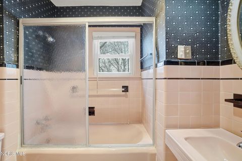 Tiny photo for 3605 River Road, Toledo, OH 43614 (MLS # 10004203)