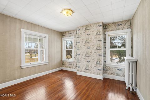 Tiny photo for 3605 River Road, Toledo, OH 43614 (MLS # 10004203)