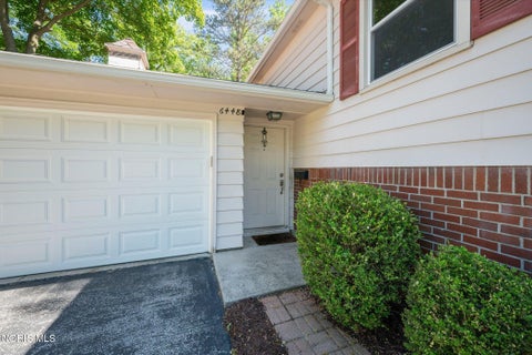 Tiny photo for 6448 Coppersmith Road, Sylvania, OH 43560 (MLS # 10013585)