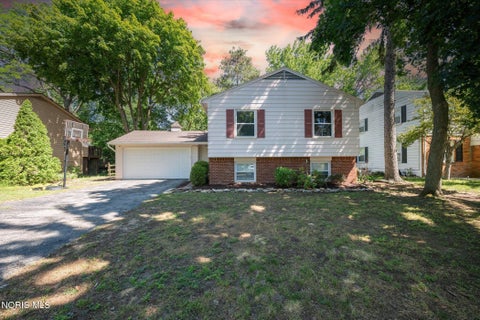 Tiny photo for 6448 Coppersmith Road, Sylvania, OH 43560 (MLS # 10013585)