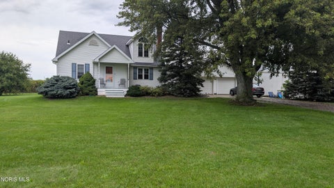 Photo of 13040 Perry Road, Grand Rapids, OH 43522 (MLS # 10013293)