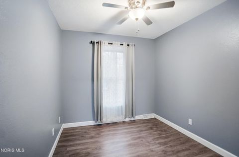 Tiny photo for 6655 Garden Road, Maumee, OH 43537 (MLS # 10004383)