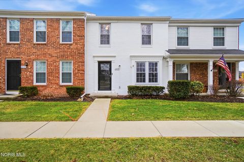 Photo of 6655 Garden Road, Maumee, OH 43537 (MLS # 10004383)