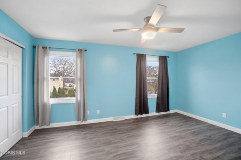 Tiny photo for 6655 Garden Road, Maumee, OH 43537 (MLS # 10004383)
