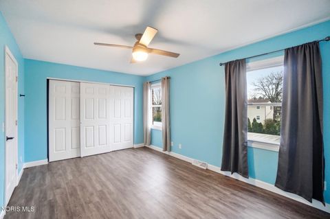 Tiny photo for 6655 Garden Road, Maumee, OH 43537 (MLS # 10004383)