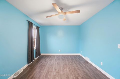 Tiny photo for 6655 Garden Road, Maumee, OH 43537 (MLS # 10004383)