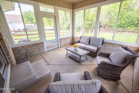 Tiny photo for 3465 Fieldbrooke Lane, Oregon, OH 43616 (MLS # 10007646)