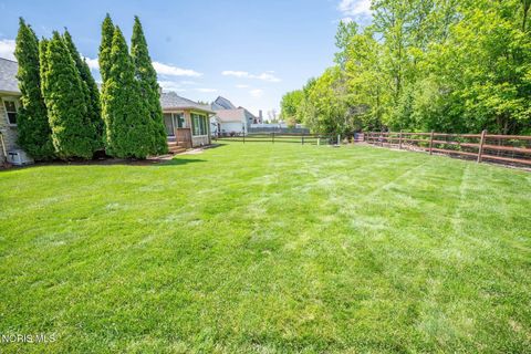 Tiny photo for 3465 Fieldbrooke Lane, Oregon, OH 43616 (MLS # 10007646)