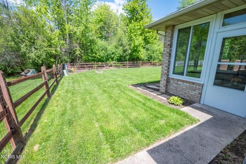 Tiny photo for 3465 Fieldbrooke Lane, Oregon, OH 43616 (MLS # 10007646)