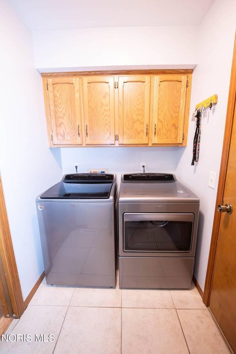 Tiny photo for 3465 Fieldbrooke Lane, Oregon, OH 43616 (MLS # 10007646)
