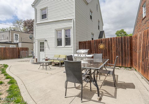 Tiny photo for 1805 Heatherdowns Boulevard, Toledo, OH 43614 (MLS # 10012044)